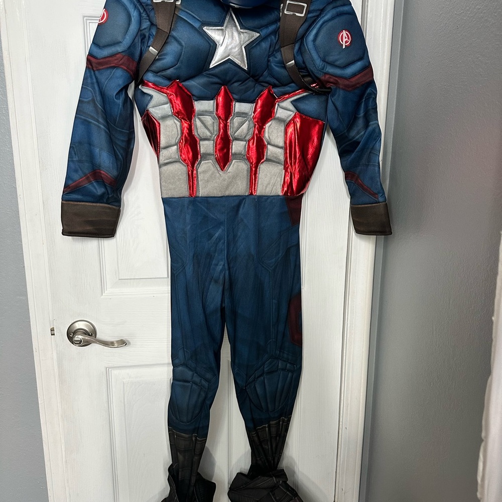 Boys Captain America costume large